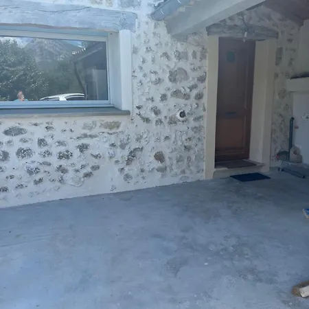 Gîte Kalinka Hébergement de vacances Sahune